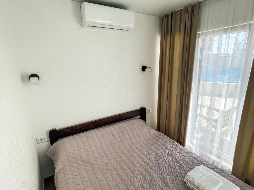 Дом на 2-3 чел Кондиционер-wifi-парковка-море 5мин Hotel Karolino-Buhaz Exterior foto