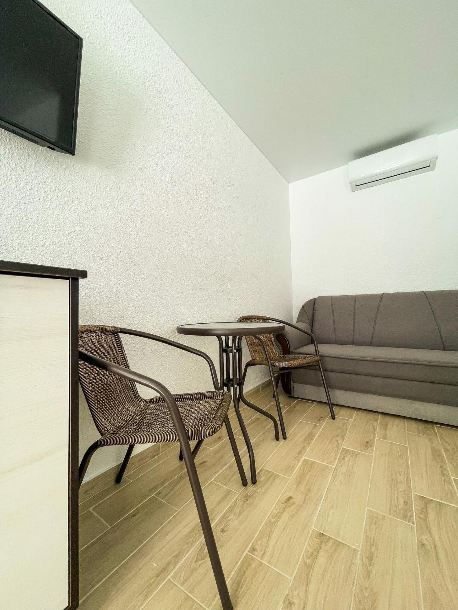 Дом на 2-3 чел Кондиционер-wifi-парковка-море 5мин Hotel Karolino-Buhaz Exterior foto