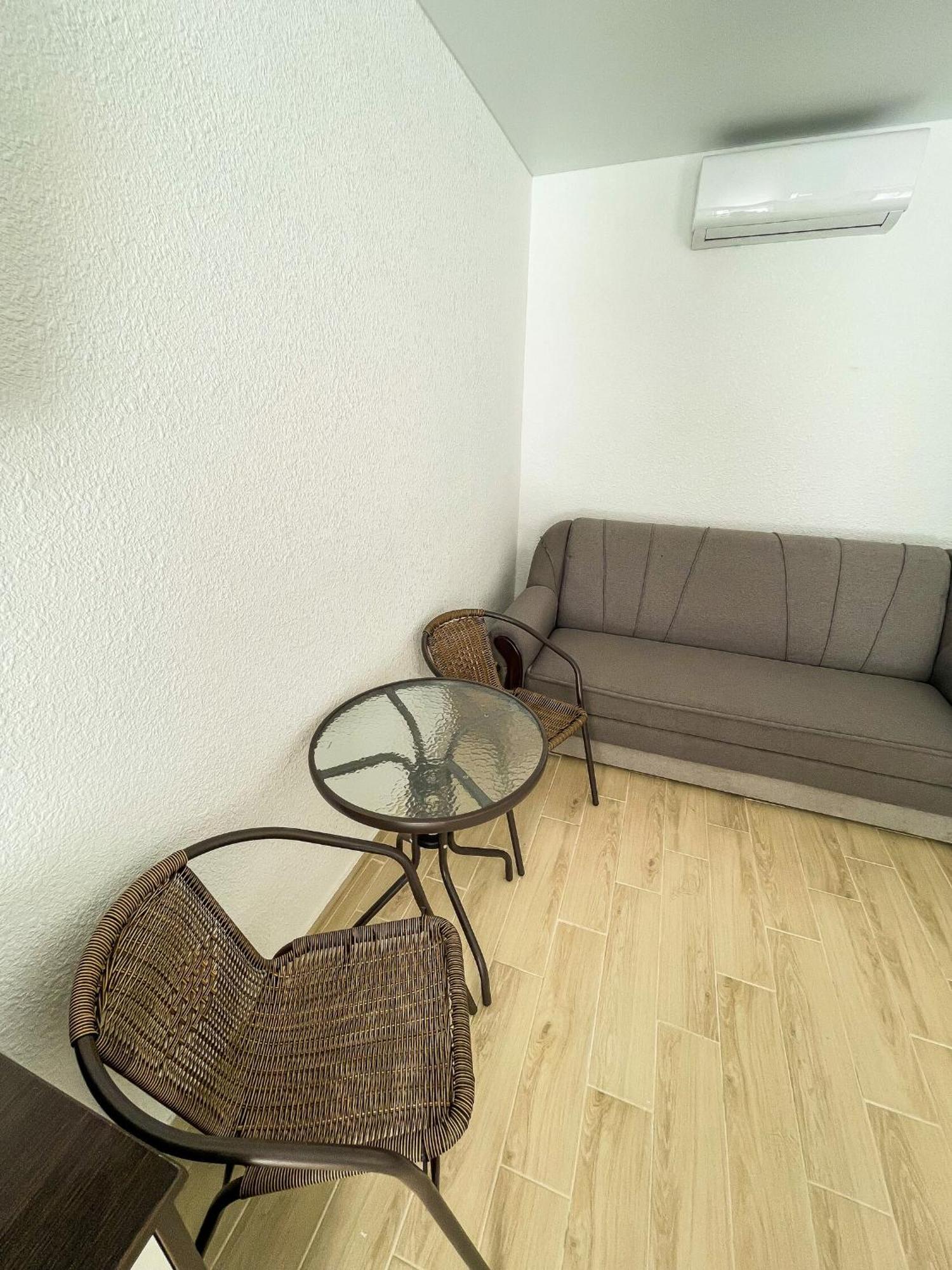 Дом на 2-3 чел Кондиционер-wifi-парковка-море 5мин Hotel Karolino-Buhaz Exterior foto